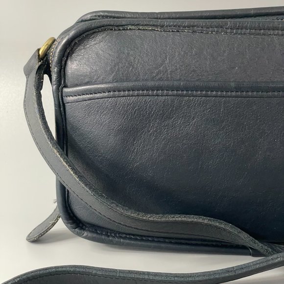 Vintage Coach Multi compartment Zip | #9974 | Navy - Picture 2 of 16